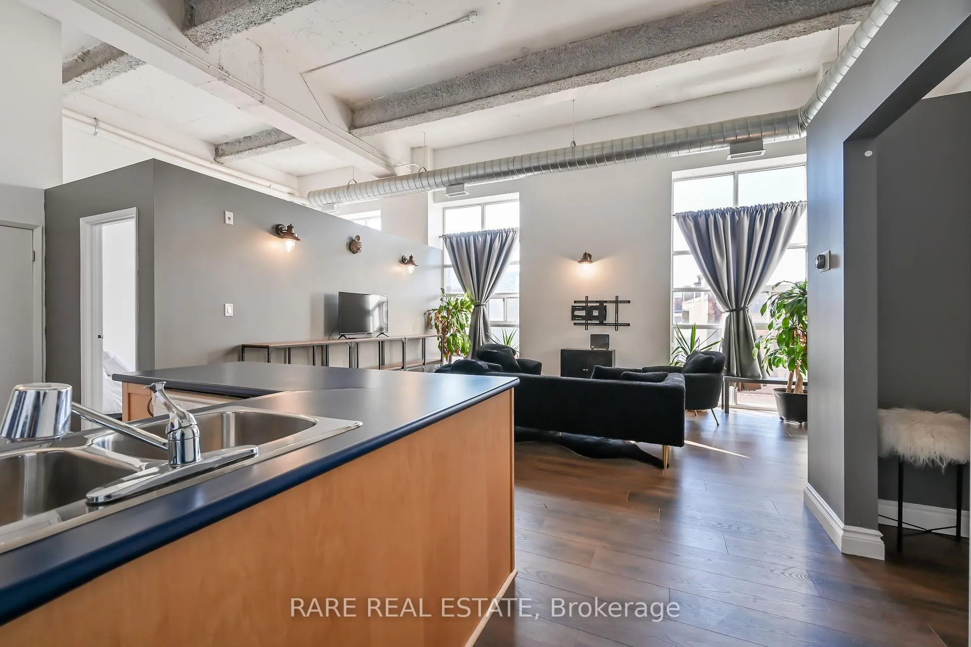 Photo 6 of Unit 308, 11 Rebecca Street, Hamilton, Beasley — HOMEH