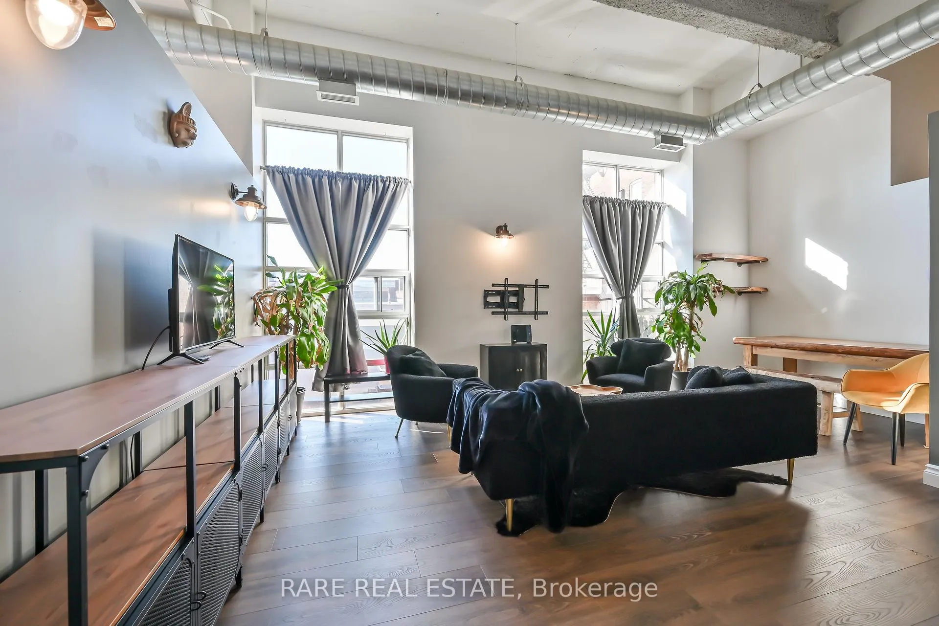 Photo 8 of Unit 308, 11 Rebecca Street, Hamilton, Beasley — HOMEH