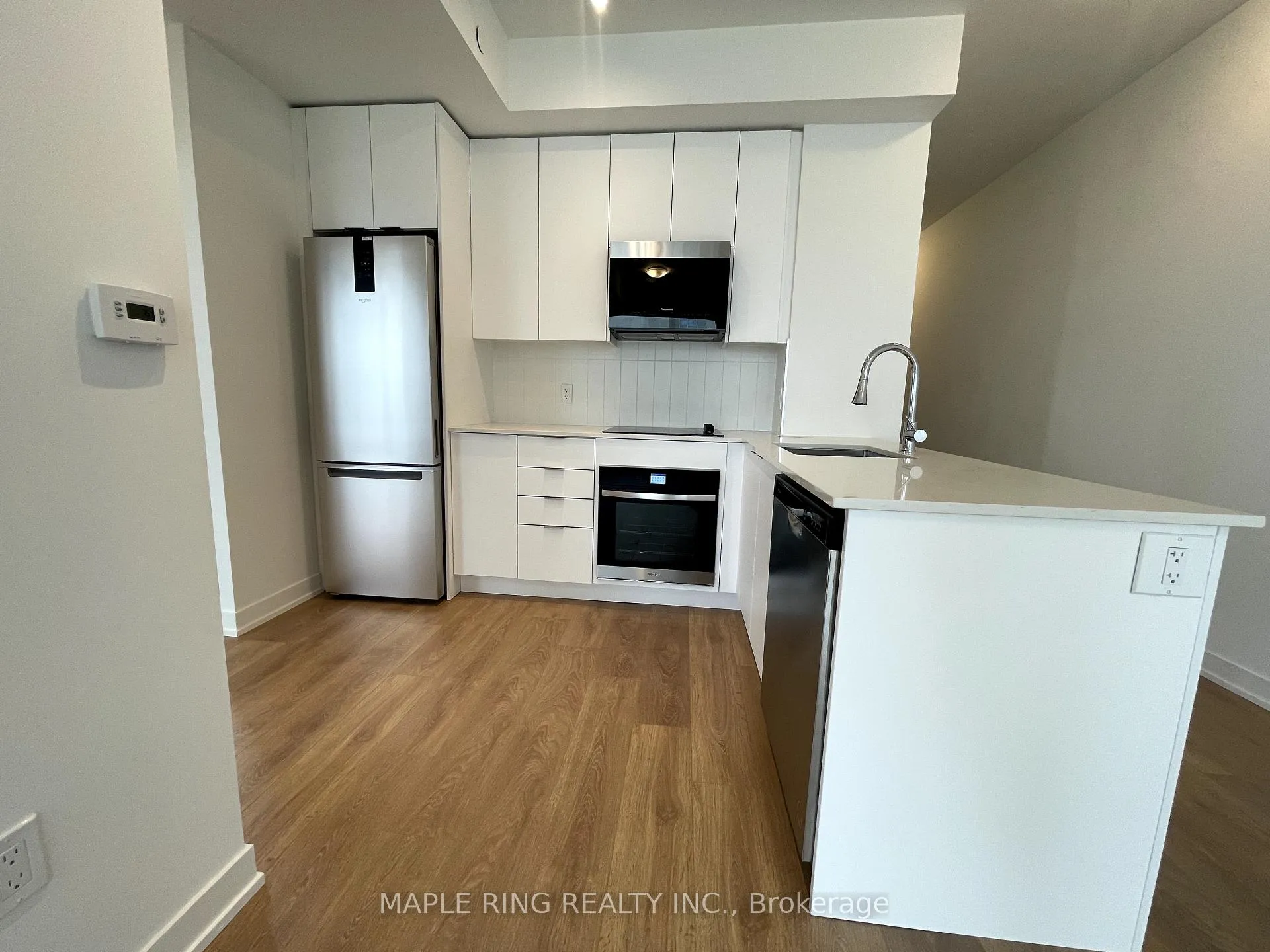 Photo 9 of Unit 1418, 10 Abeja Street, Vaughan, Concord — HOMEH