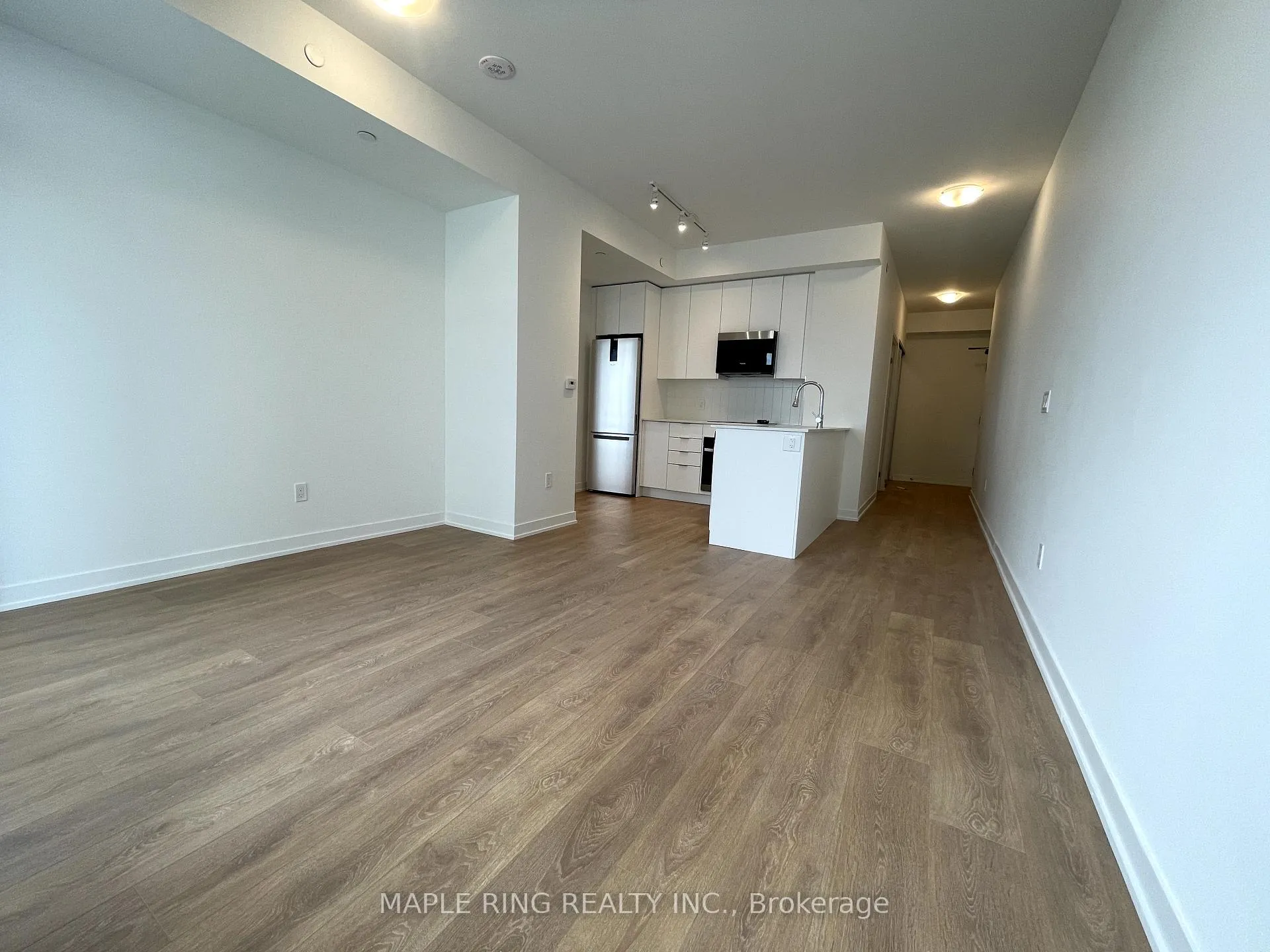 Photo 10 of Unit 1418, 10 Abeja Street, Vaughan, Concord — HOMEH