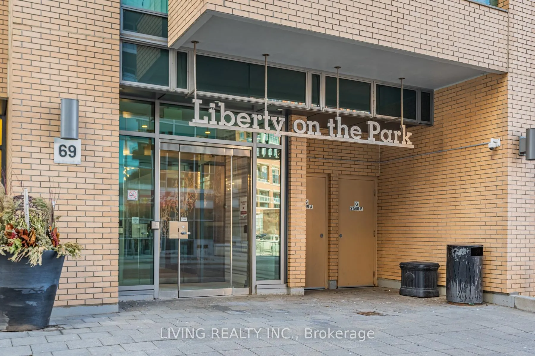 Photo 2 of Unit 212, 69 Lynn Williams Street, Toronto, Niagara — HOMEH