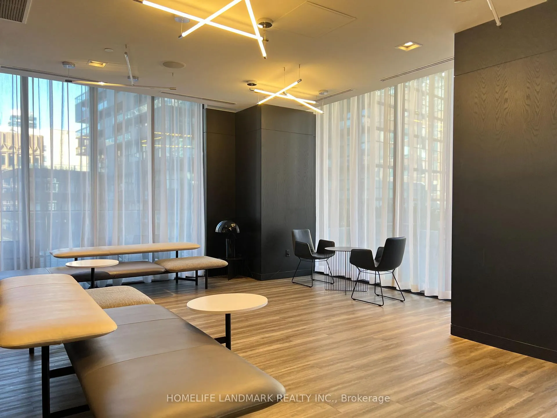 Photo 9 of Unit 1007, 8 Eglinton Avenue E, Toronto, Mount Pleasant West — HOMEH