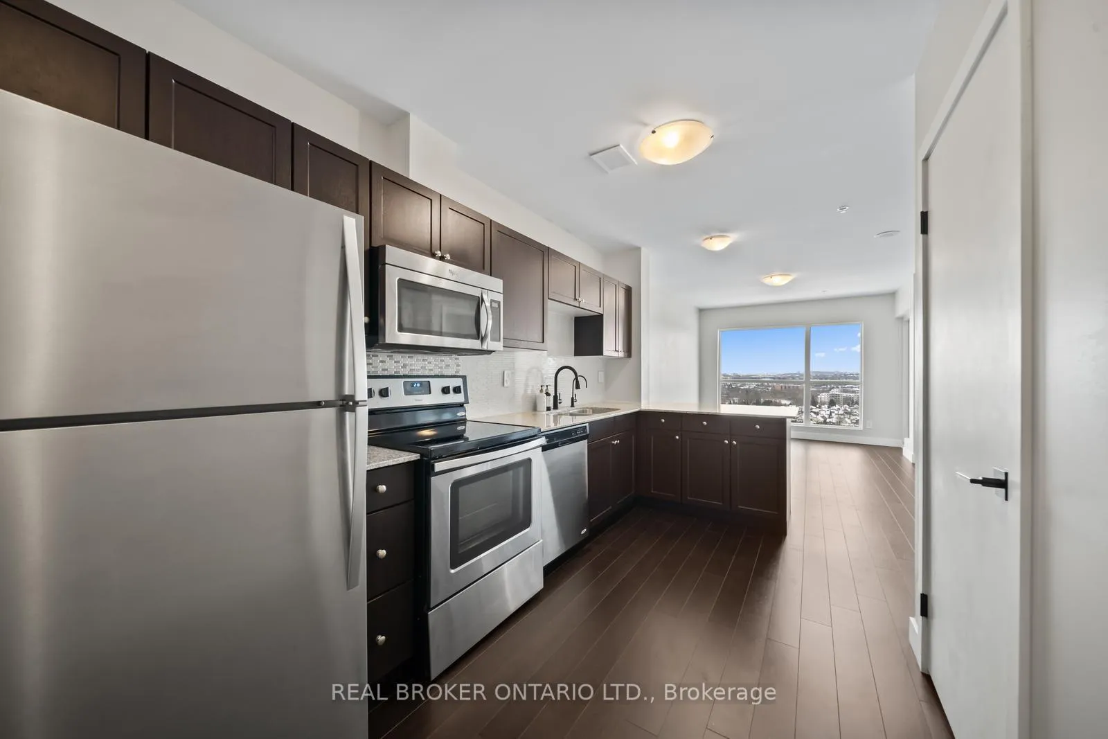 Photo 4 of Unit 1603, 1 Victoria Street S, Kitchener — HOMEH