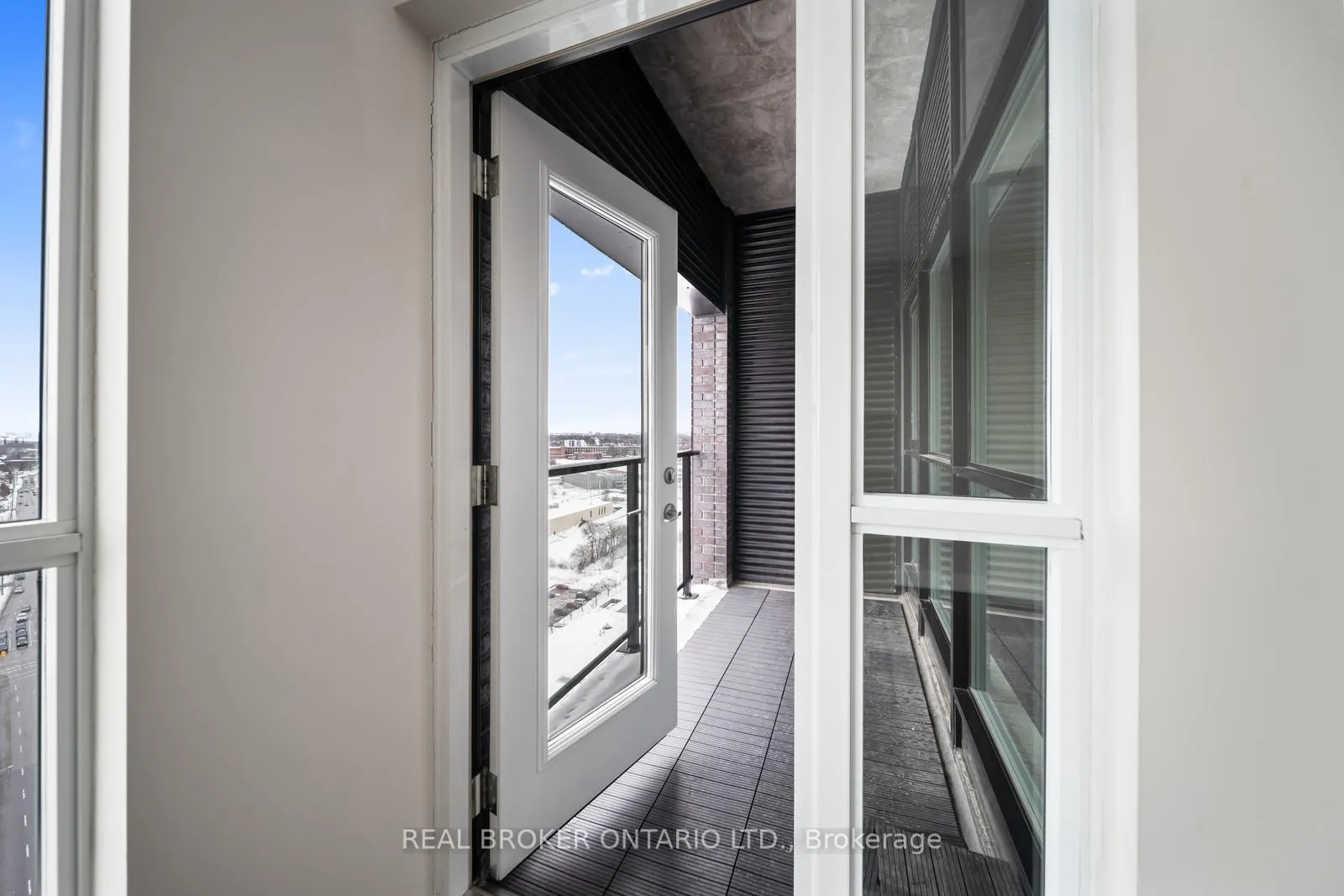 Photo 21 of Unit 1603, 1 Victoria Street S, Kitchener — HOMEH