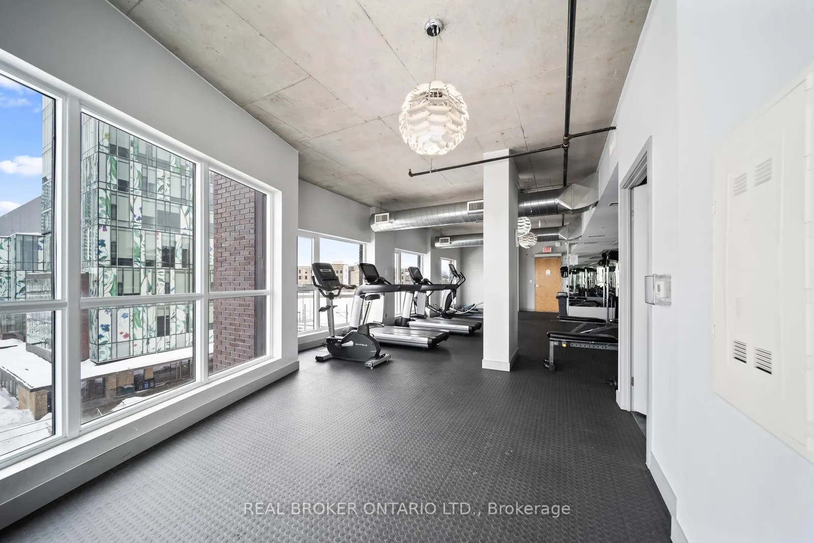 Photo 26 of Unit 1603, 1 Victoria Street S, Kitchener — HOMEH