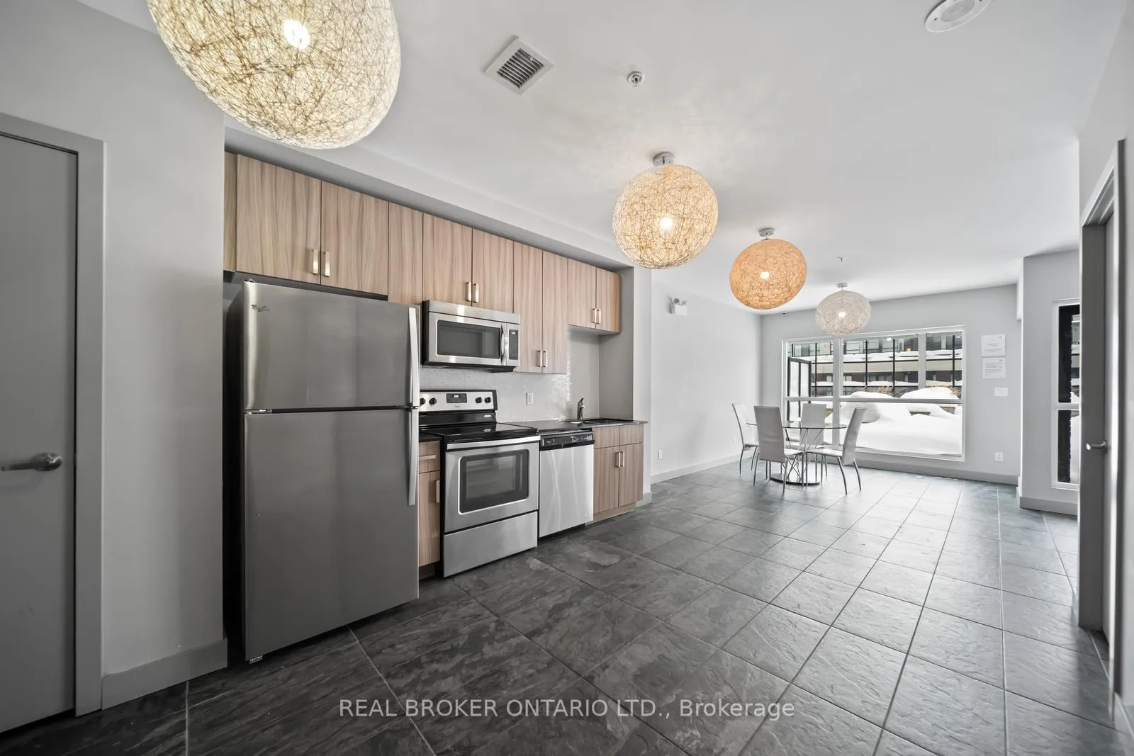 Photo 30 of Unit 1603, 1 Victoria Street S, Kitchener — HOMEH