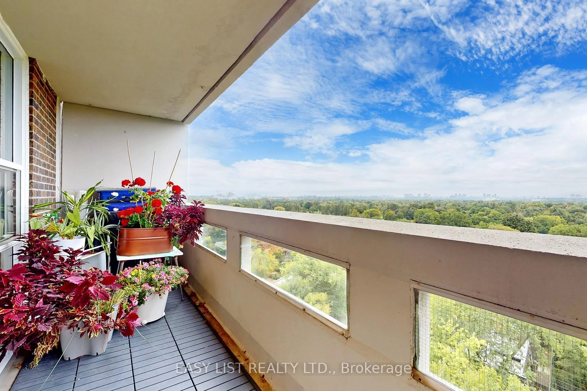 Photo 24 of Unit 1107, 50 Inverlochy Boulevard, Markham, Royal Orchard — HOMEH