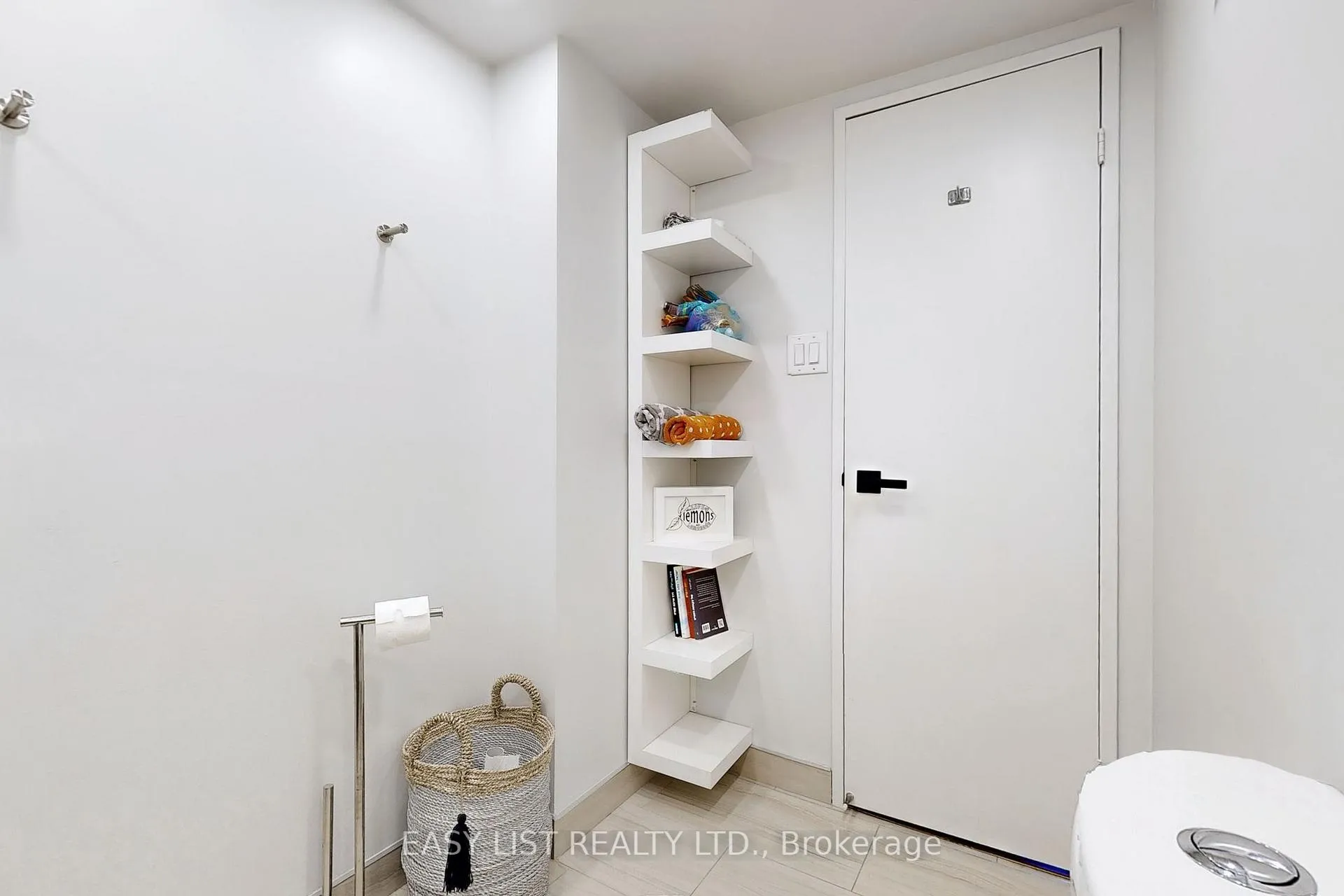 Photo 25 of Unit 1107, 50 Inverlochy Boulevard, Markham, Royal Orchard — HOMEH