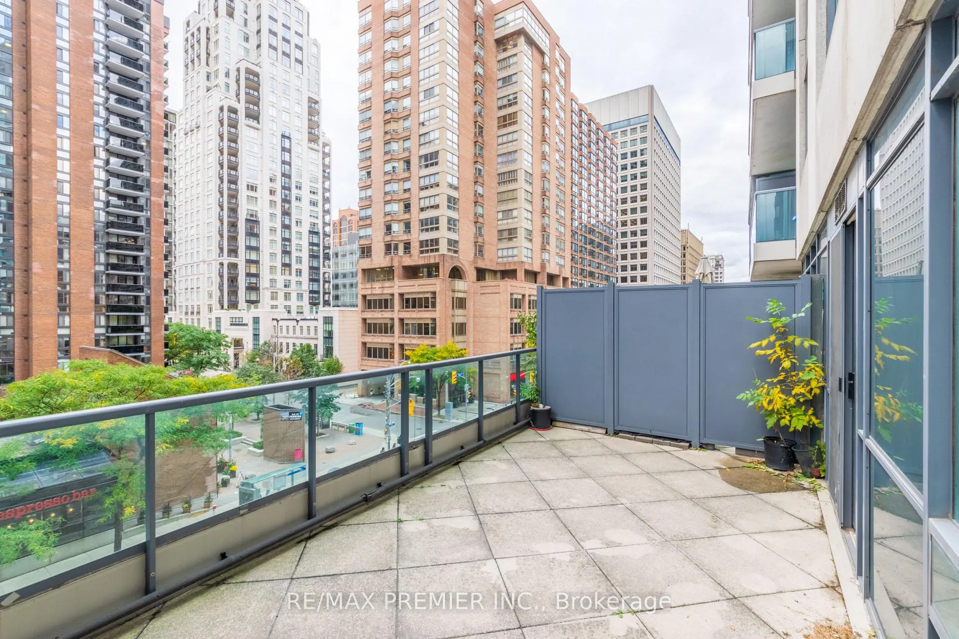 Photo 12 of Unit 402, 1121 Bay Street, Toronto, Bay Street Corridor — HOMEH