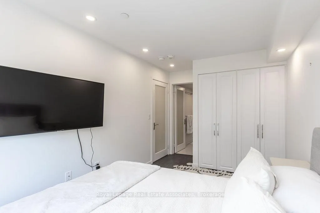 Photo 16 of Unit 93, 500 Alex Gardner Circle, Aurora, Aurora Heights — HOMEH