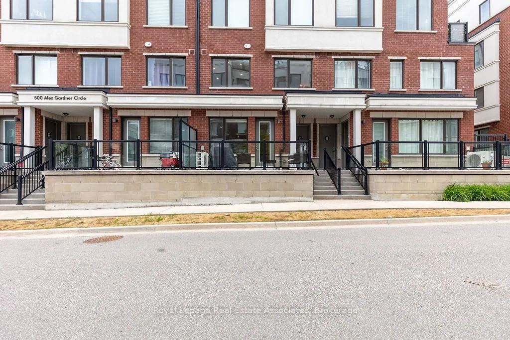 Photo 22 of Unit 93, 500 Alex Gardner Circle, Aurora, Aurora Heights — HOMEH