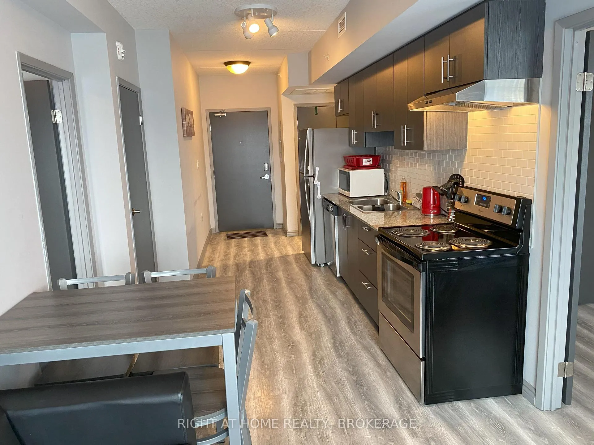 Photo 8 of Unit B510, 275 Larch Street, Waterloo, Downtown Waterloo — HOMEH