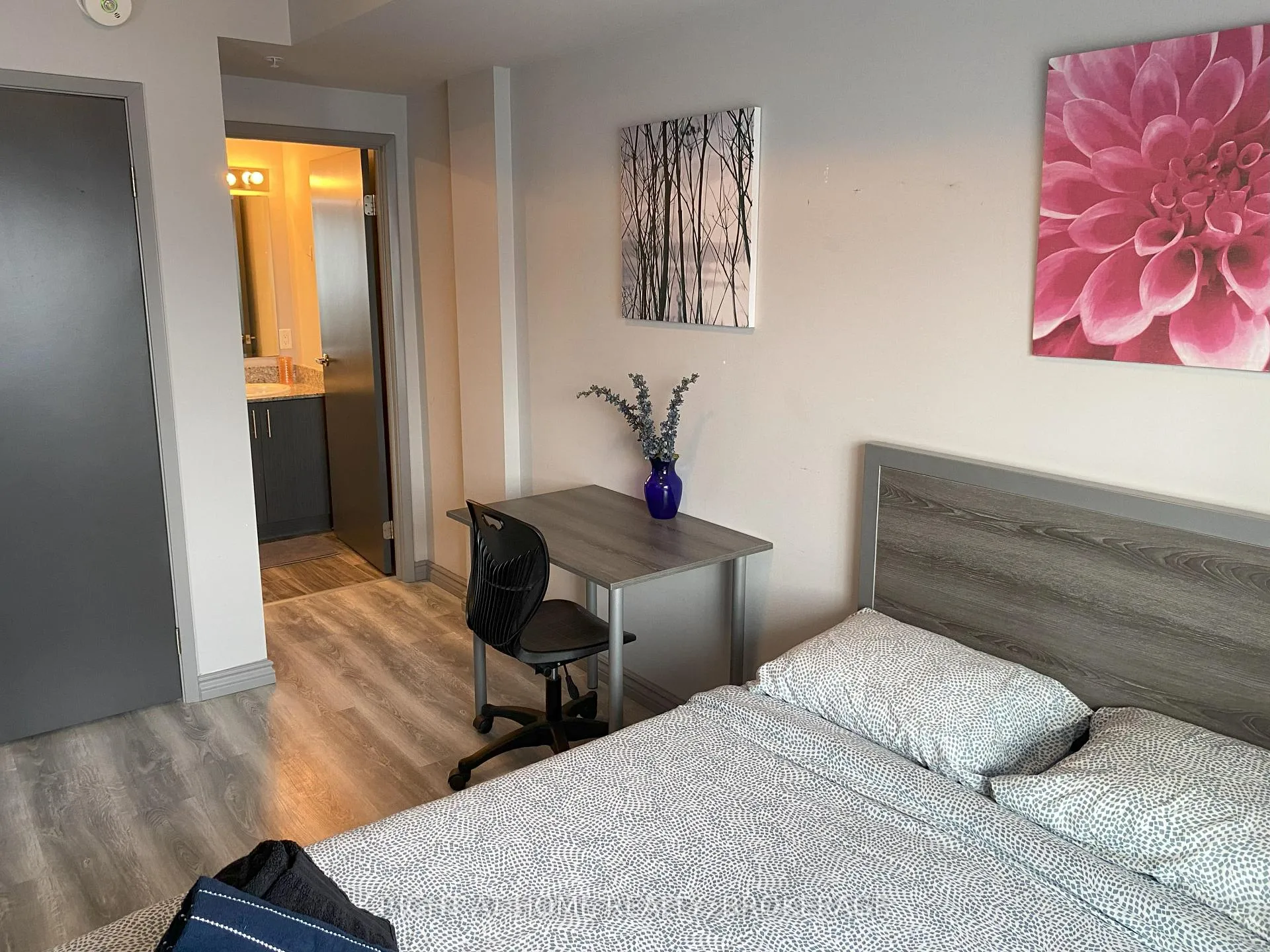 Photo 12 of Unit B510, 275 Larch Street, Waterloo, Downtown Waterloo — HOMEH