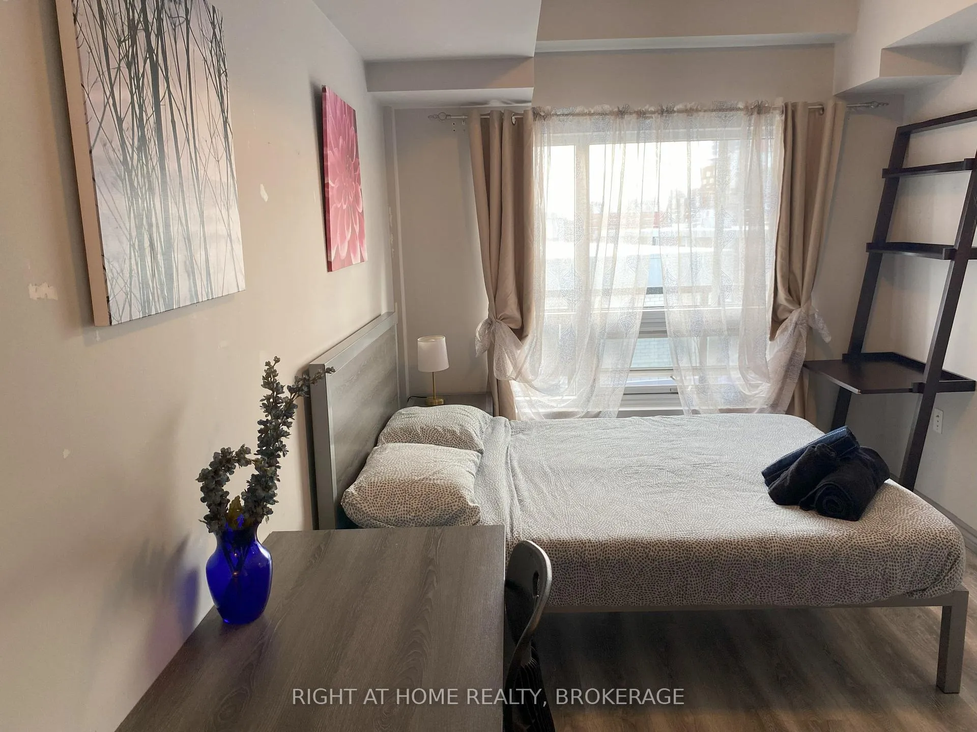 Photo 15 of Unit B510, 275 Larch Street, Waterloo, Downtown Waterloo — HOMEH