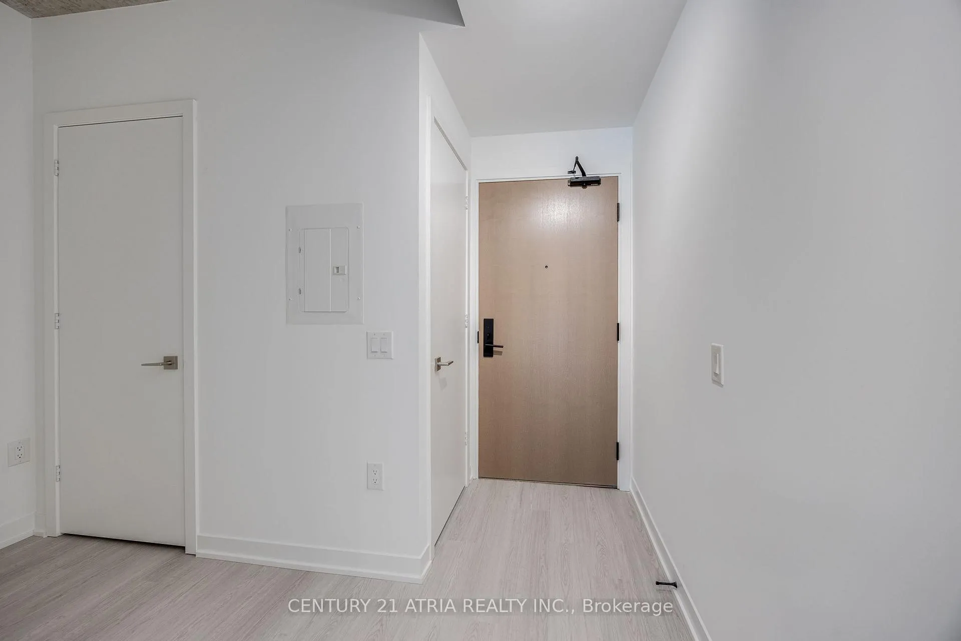 Photo 2 of Unit 614, 195 McCaul Street E, Toronto, Kensington-Chinatown — HOMEH