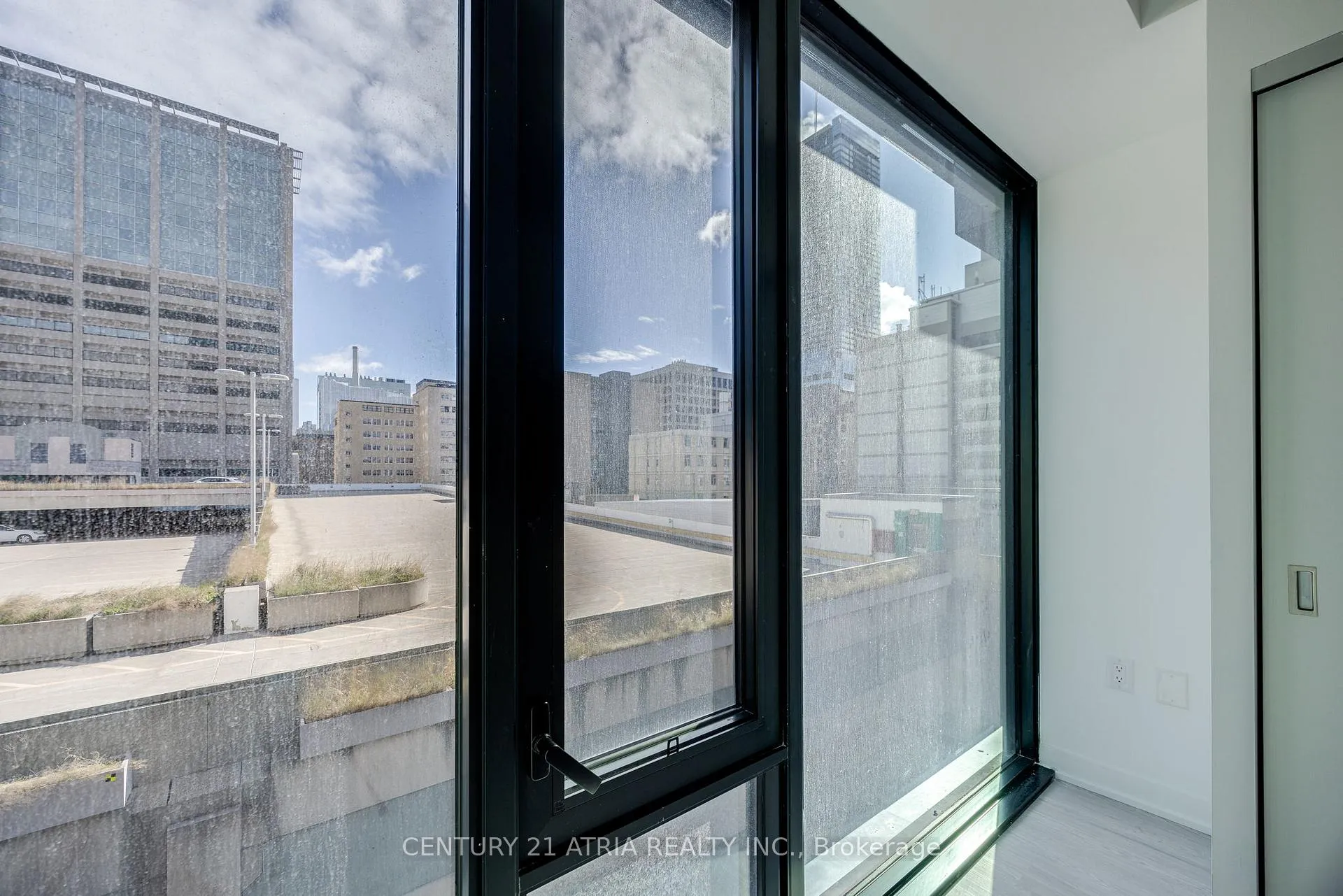 Photo 19 of Unit 614, 195 McCaul Street E, Toronto, Kensington-Chinatown — HOMEH