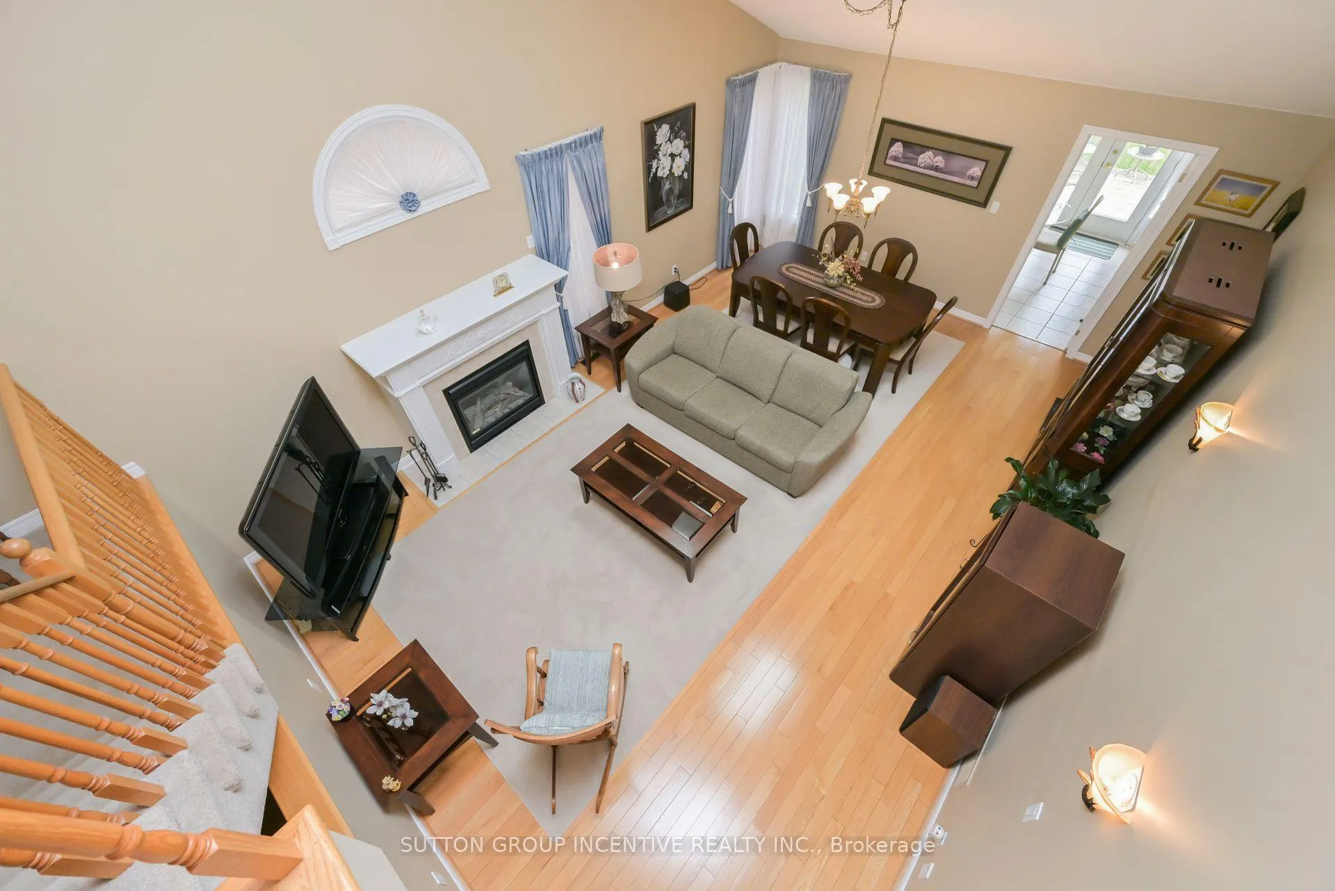 Photo 8 of 23 Briar Gate Way, New Tecumseth, Rural New Tecumseth — HOMEH