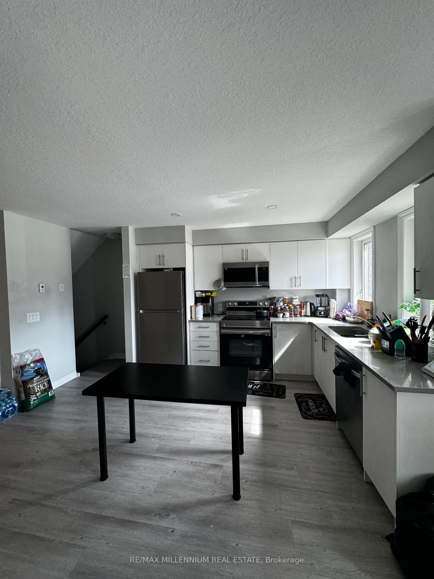Photo 6 of 281 Chapel Hill Drive, Kitchener — HOMEH