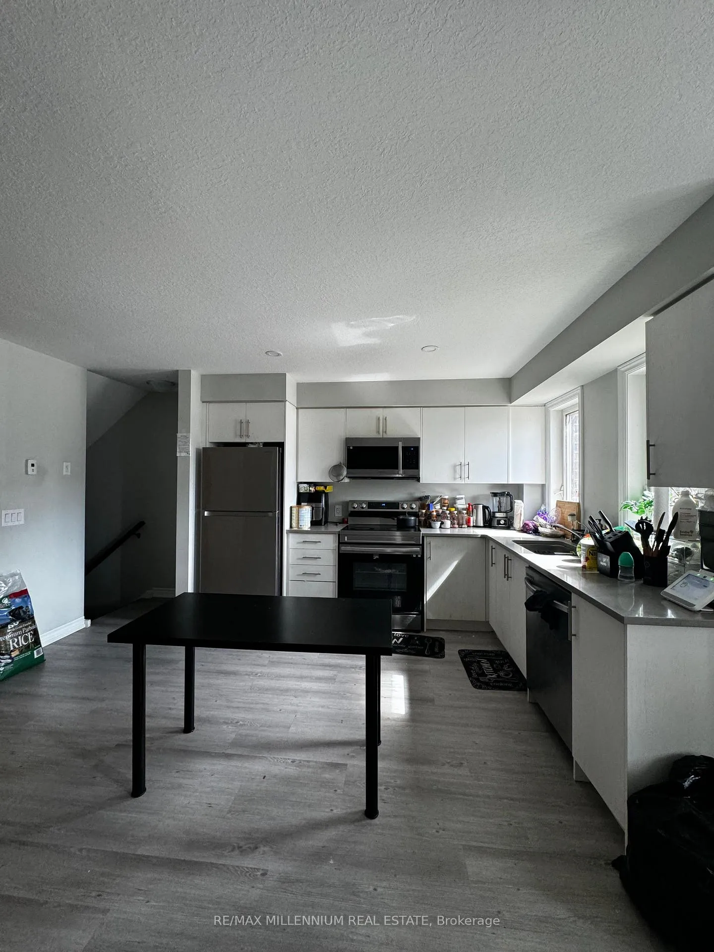 Photo 7 of 281 Chapel Hill Drive, Kitchener — HOMEH