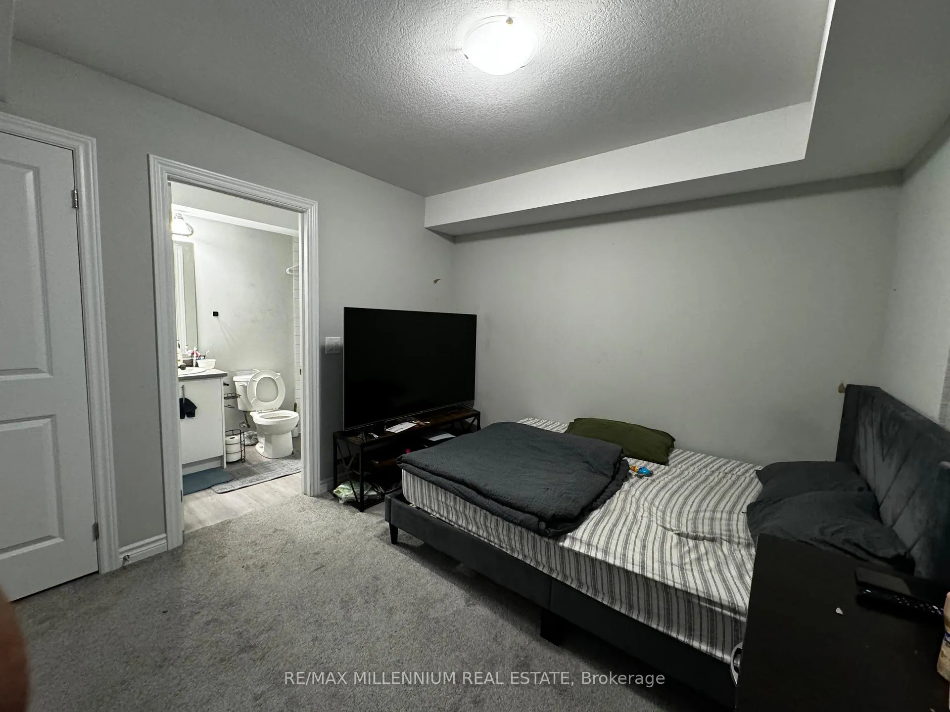 Photo 13 of 281 Chapel Hill Drive, Kitchener — HOMEH