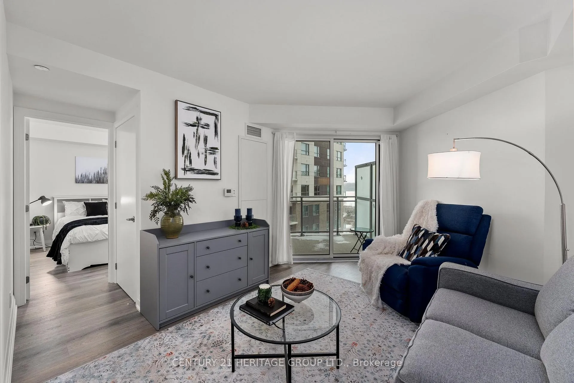 Photo 8 of Unit 519, 58 Lakeside Terrace, Barrie, Little Lake — HOMEH