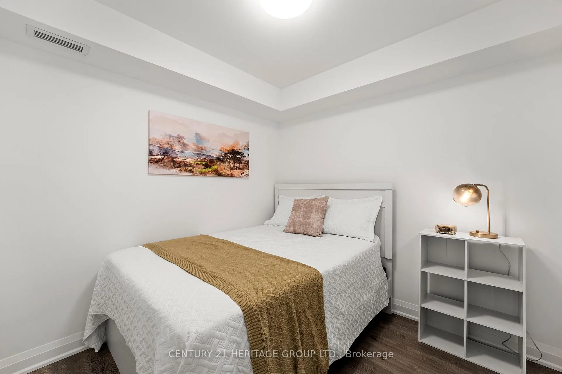 Photo 13 of Unit 519, 58 Lakeside Terrace, Barrie, Little Lake — HOMEH