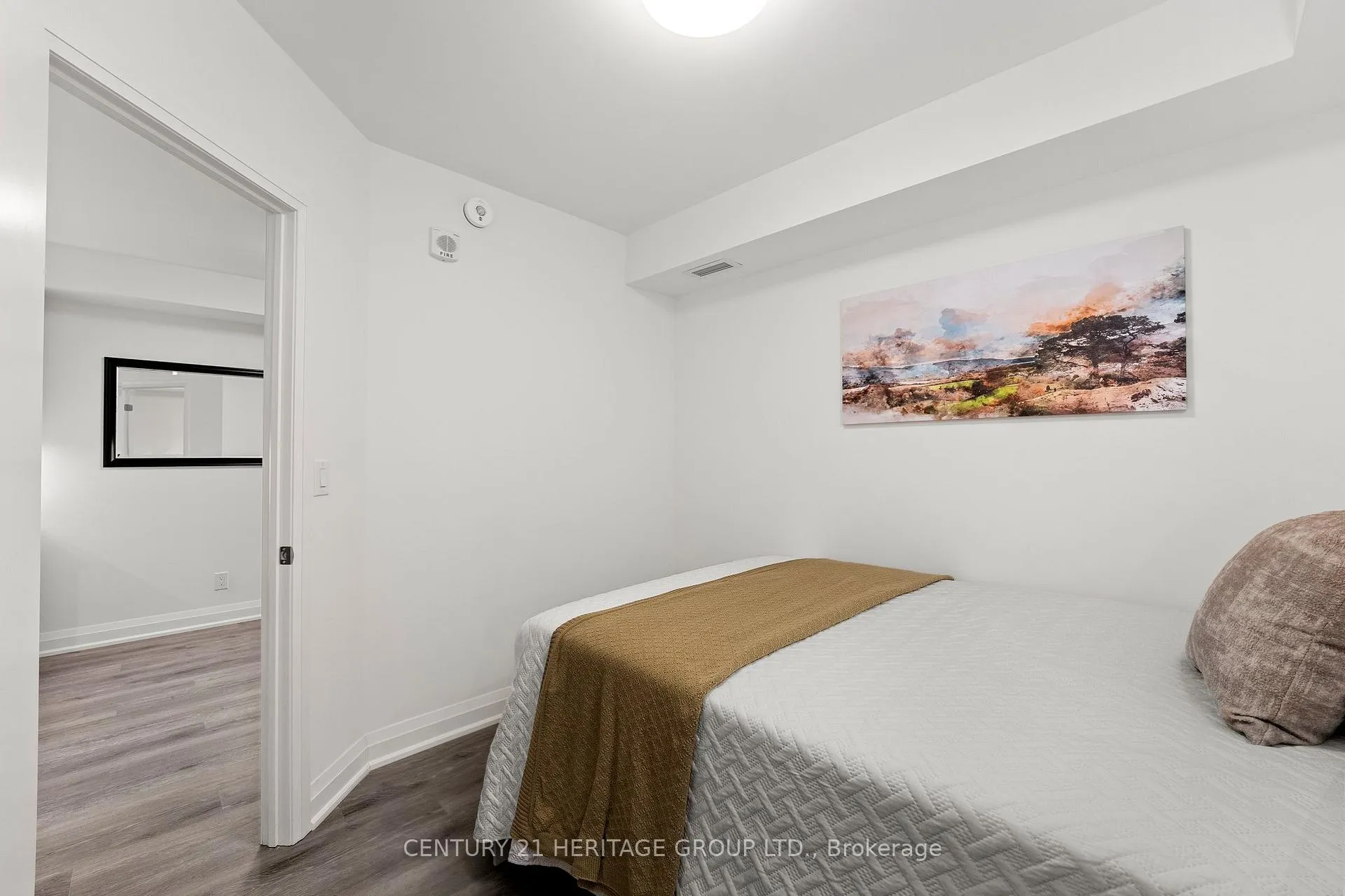 Photo 14 of Unit 519, 58 Lakeside Terrace, Barrie, Little Lake — HOMEH