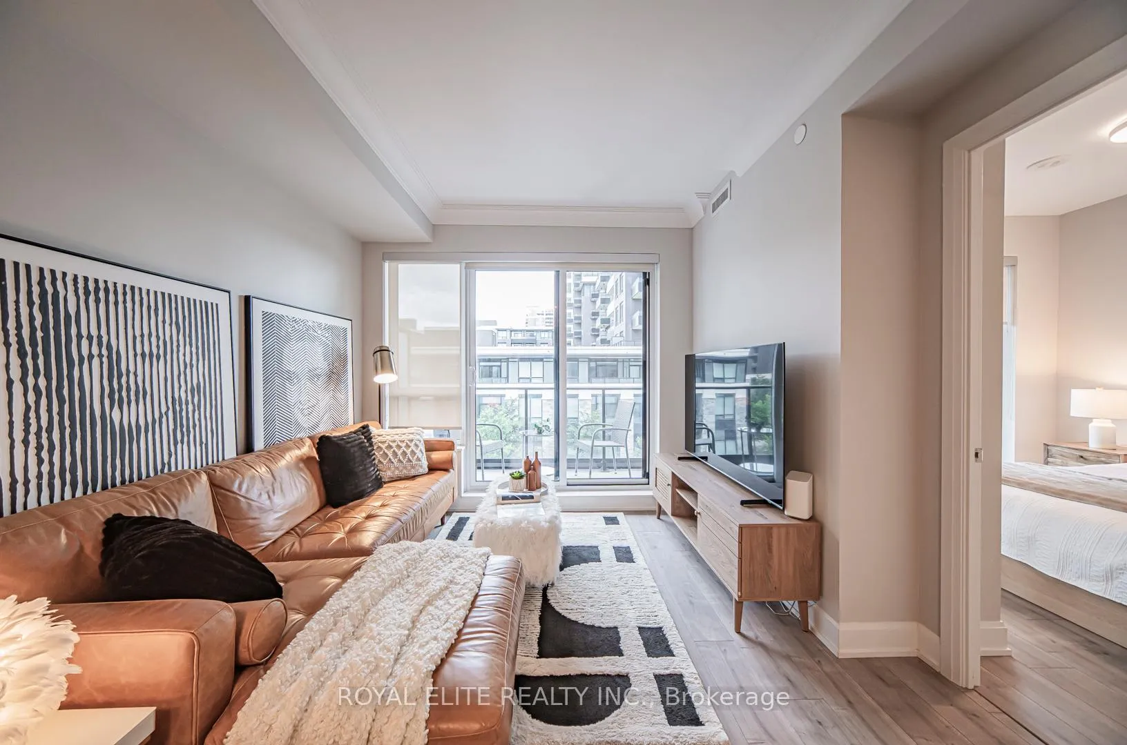 Photo 2 of Unit 310, 18 Water Walk Drive, Markham, Unionville — HOMEH