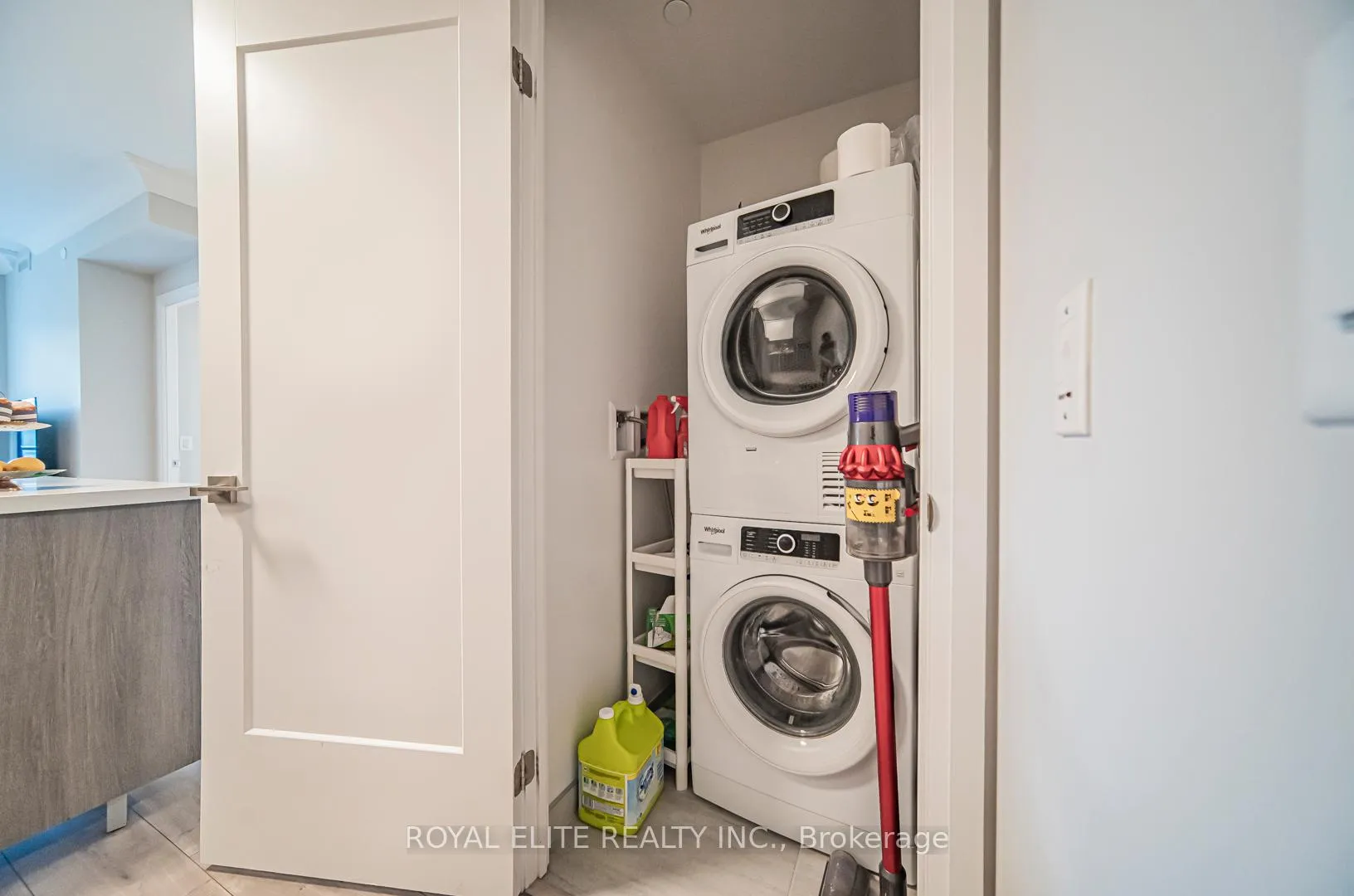 Photo 26 of Unit 310, 18 Water Walk Drive, Markham, Unionville — HOMEH