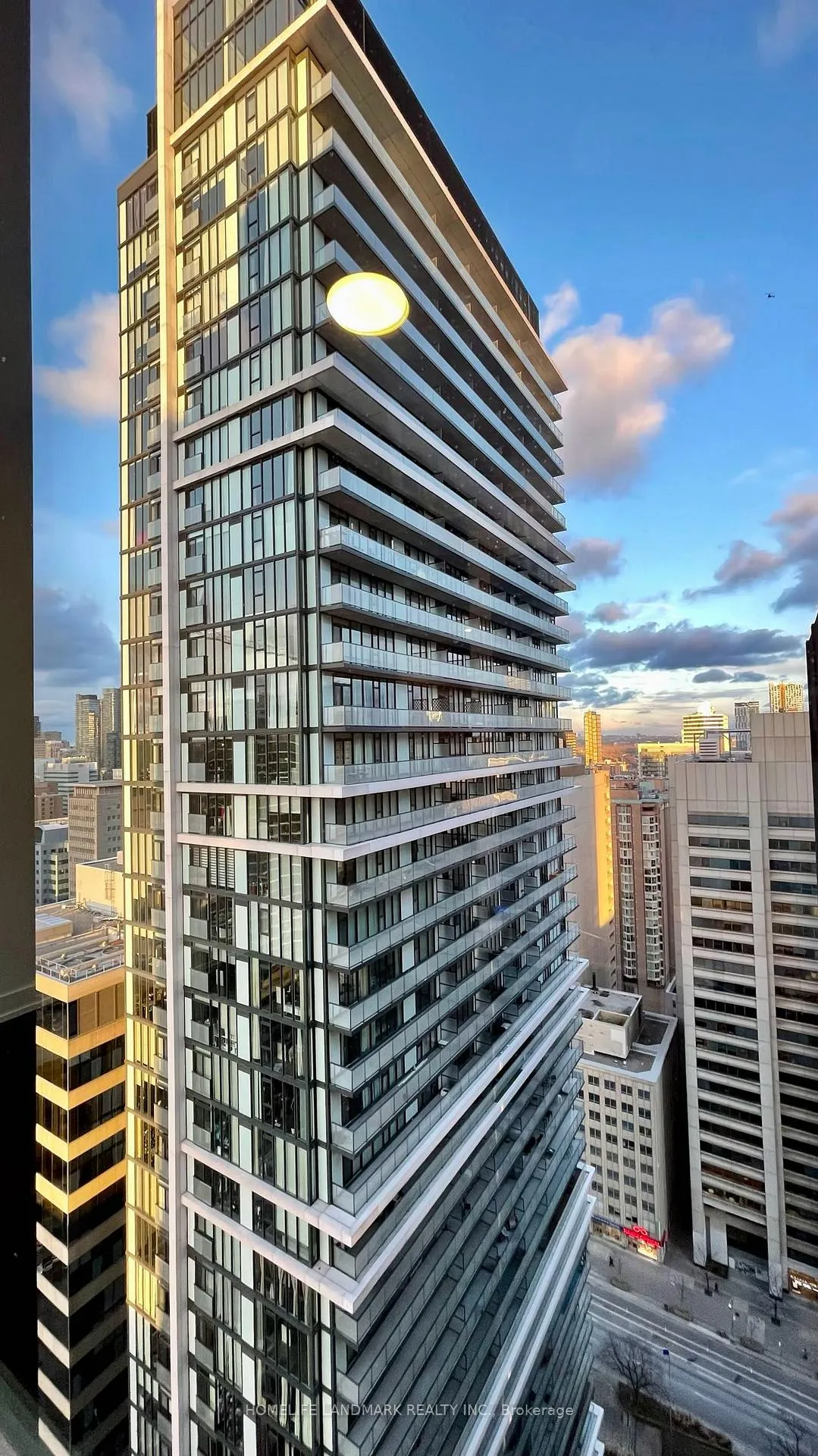Photo 9 of Unit 3104, 238 Simcoe Street, Toronto, Kensington-Chinatown — HOMEH