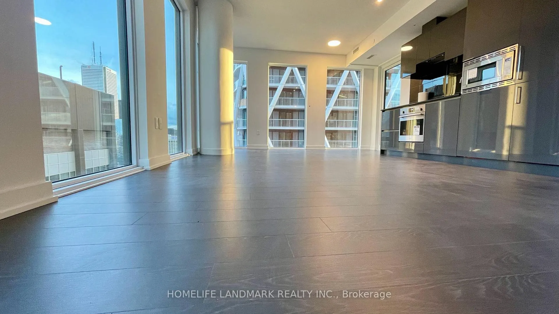 Photo 13 of Unit 3104, 238 Simcoe Street, Toronto, Kensington-Chinatown — HOMEH
