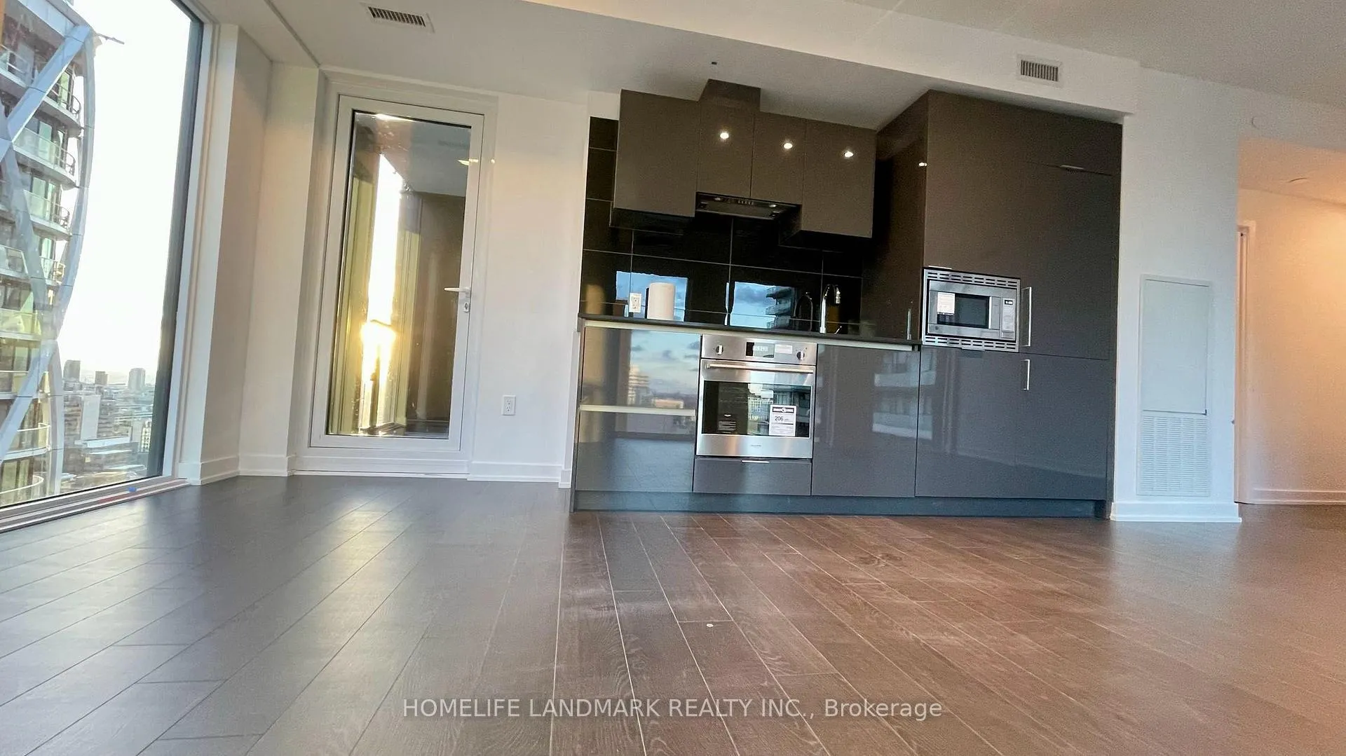 Photo 18 of Unit 3104, 238 Simcoe Street, Toronto, Kensington-Chinatown — HOMEH