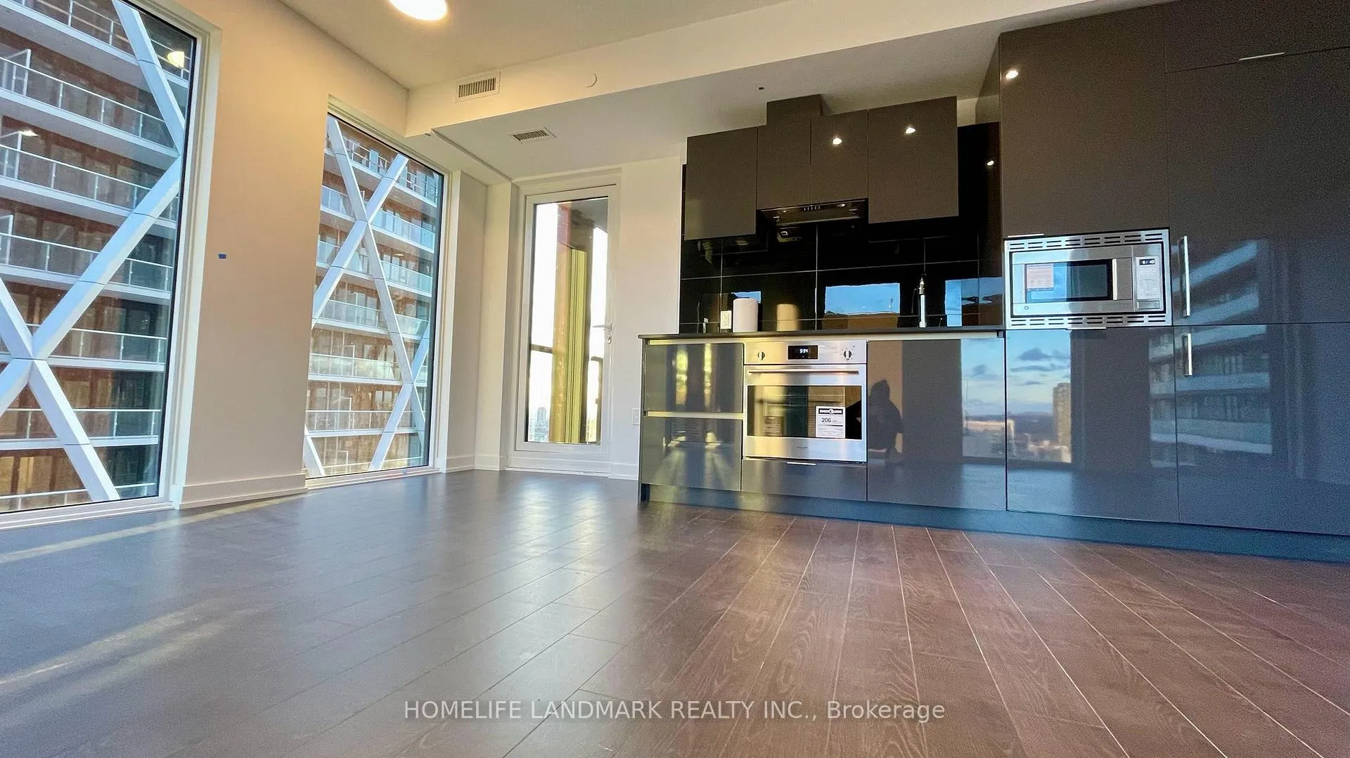Photo 19 of Unit 3104, 238 Simcoe Street, Toronto, Kensington-Chinatown — HOMEH