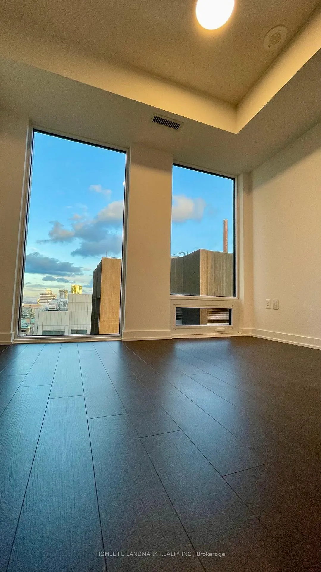 Photo 27 of Unit 3104, 238 Simcoe Street, Toronto, Kensington-Chinatown — HOMEH