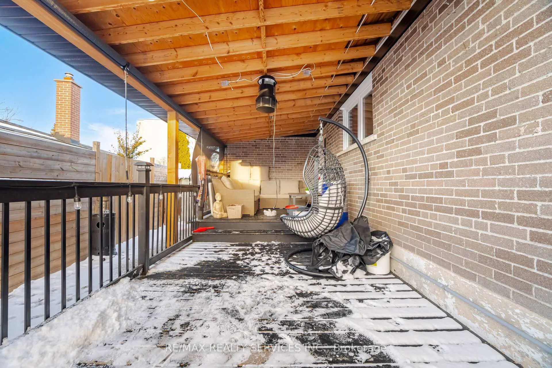 Photo 10 of 377 Bartley Bull Parkway, Brampton, Brampton East — HOMEH
