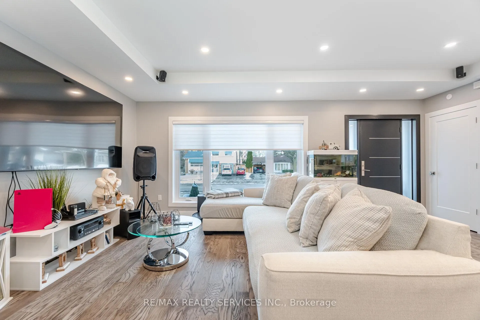 Photo 17 of 377 Bartley Bull Parkway, Brampton, Brampton East — HOMEH
