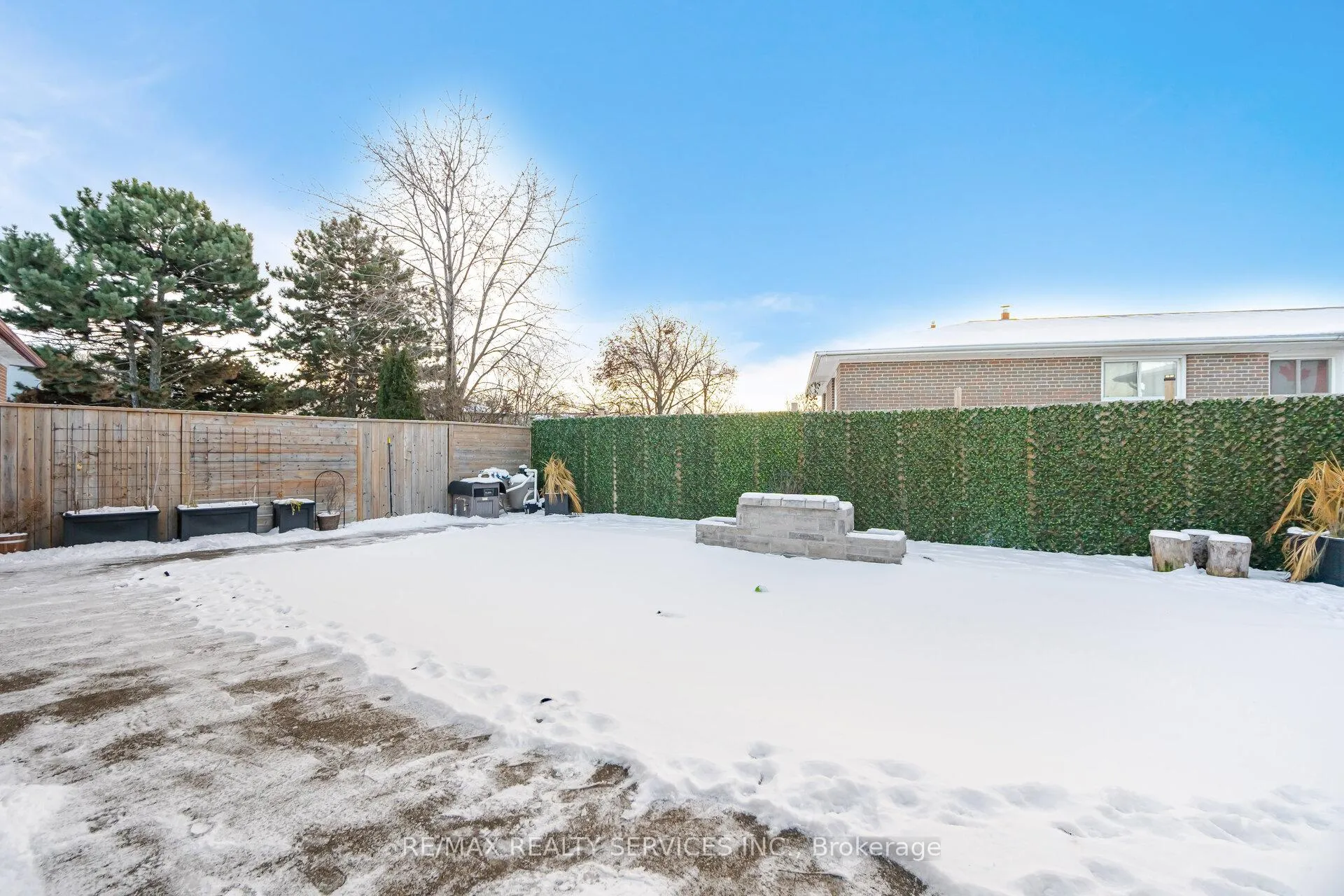 Photo 32 of 377 Bartley Bull Parkway, Brampton, Brampton East — HOMEH