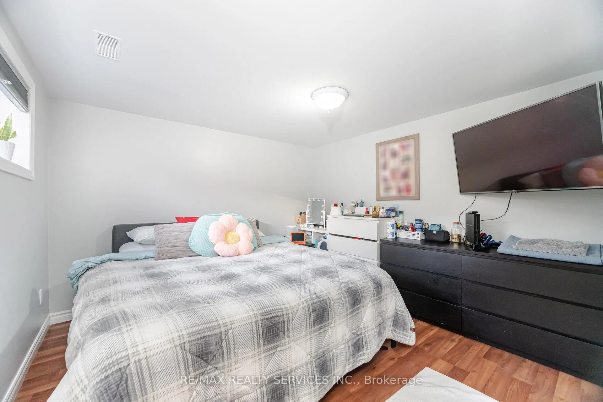 Photo 36 of 377 Bartley Bull Parkway, Brampton, Brampton East — HOMEH