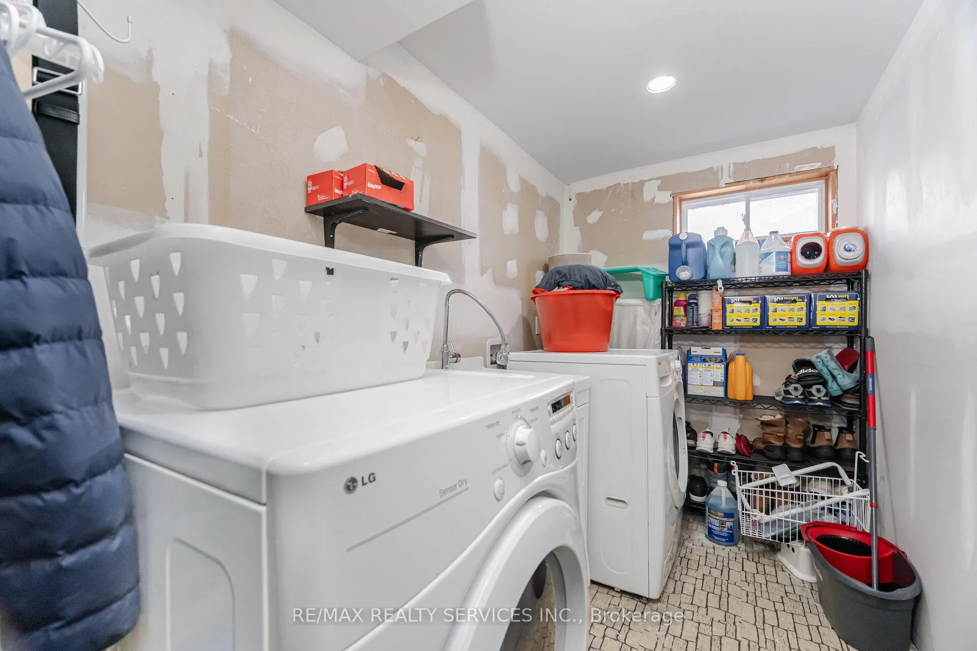 Photo 39 of 377 Bartley Bull Parkway, Brampton, Brampton East — HOMEH