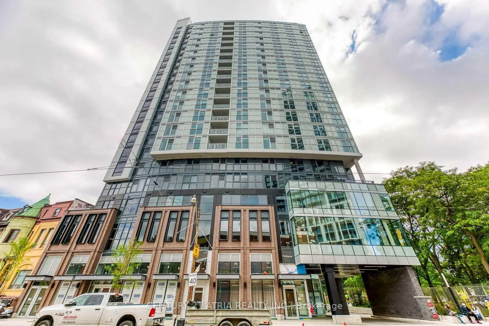 Front of Unit 1801, 219 Dundas Street E