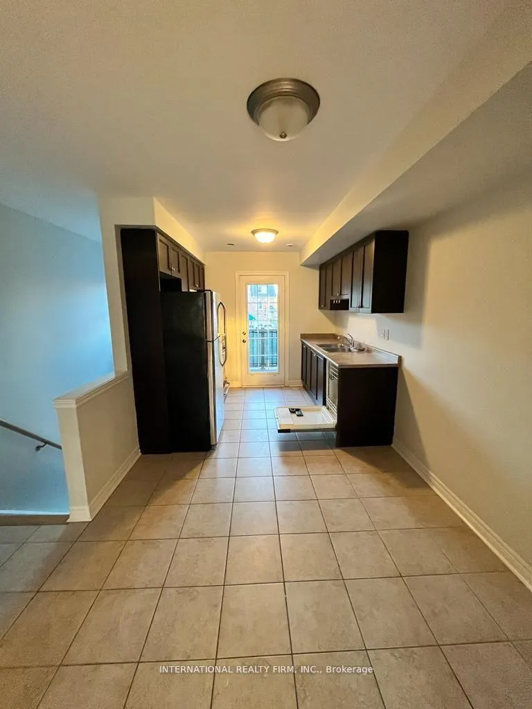 Photo 5 of 49 Battalion Road, Brampton, Northwest Brampton — HOMEH