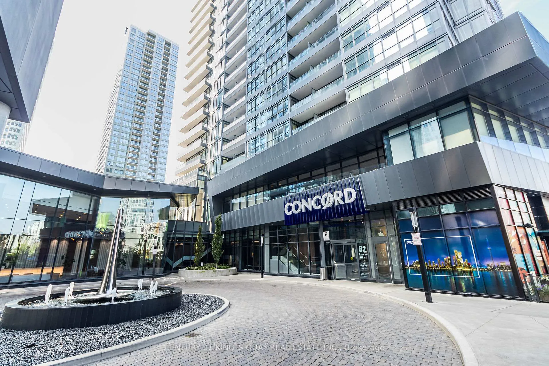 Photo 2 of Unit 1701, 80 Queens Wharf Road, Toronto, Waterfront Communities — HOMEH