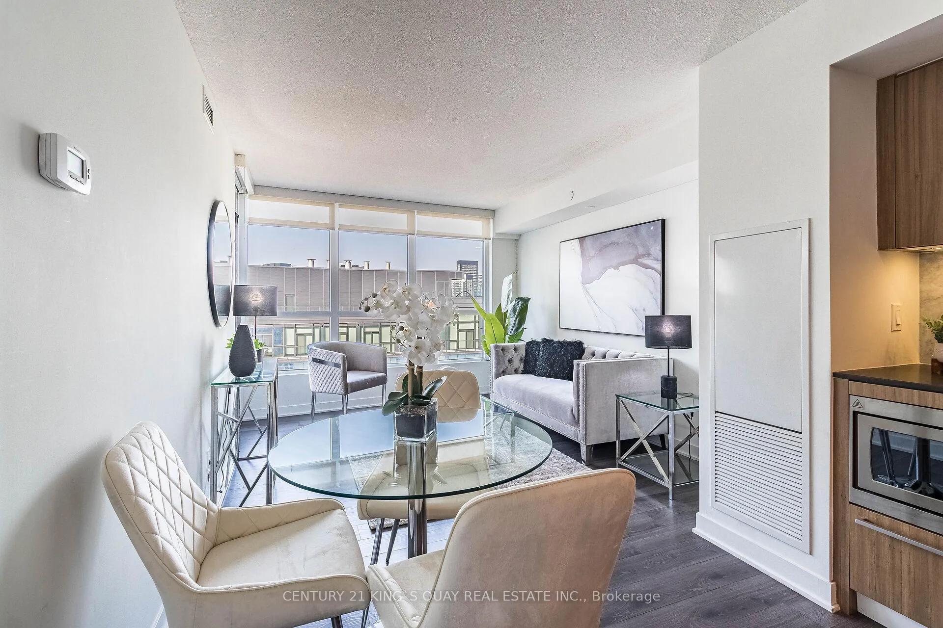 Photo 17 of Unit 1701, 80 Queens Wharf Road, Toronto, Waterfront Communities — HOMEH