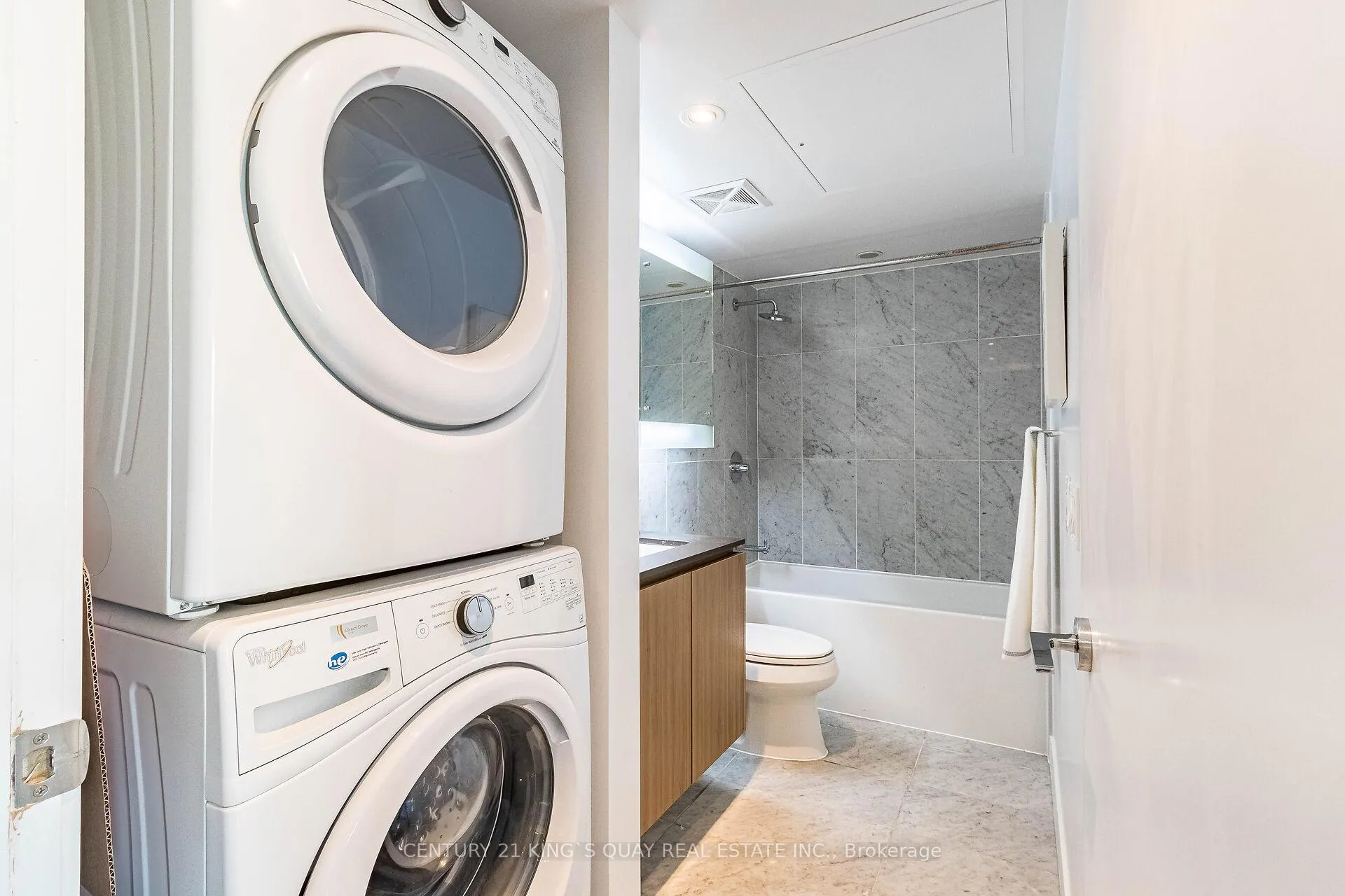 Photo 27 of Unit 1701, 80 Queens Wharf Road, Toronto, Waterfront Communities — HOMEH