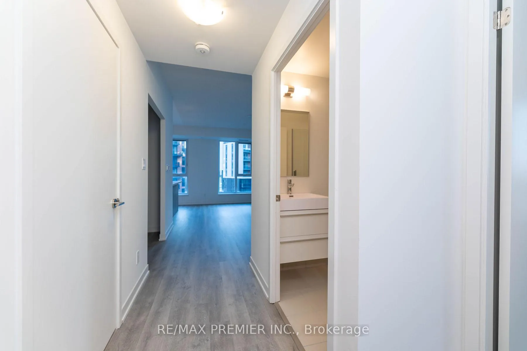 Photo 6 of Unit 608C, 38 Simcoe Promenade Circle, Markham, Unionville — HOMEH