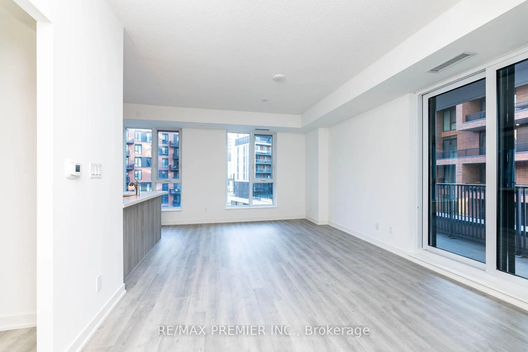 Photo 14 of Unit 608C, 38 Simcoe Promenade Circle, Markham, Unionville — HOMEH