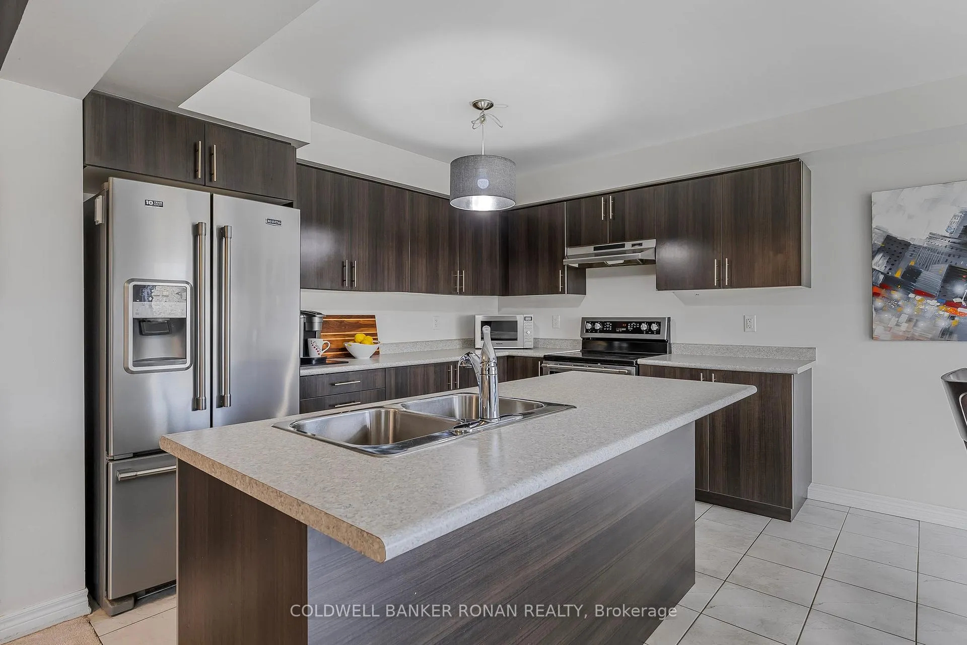 Photo 15 of 93 Sutcliffe Way, New Tecumseth, Alliston — HOMEH