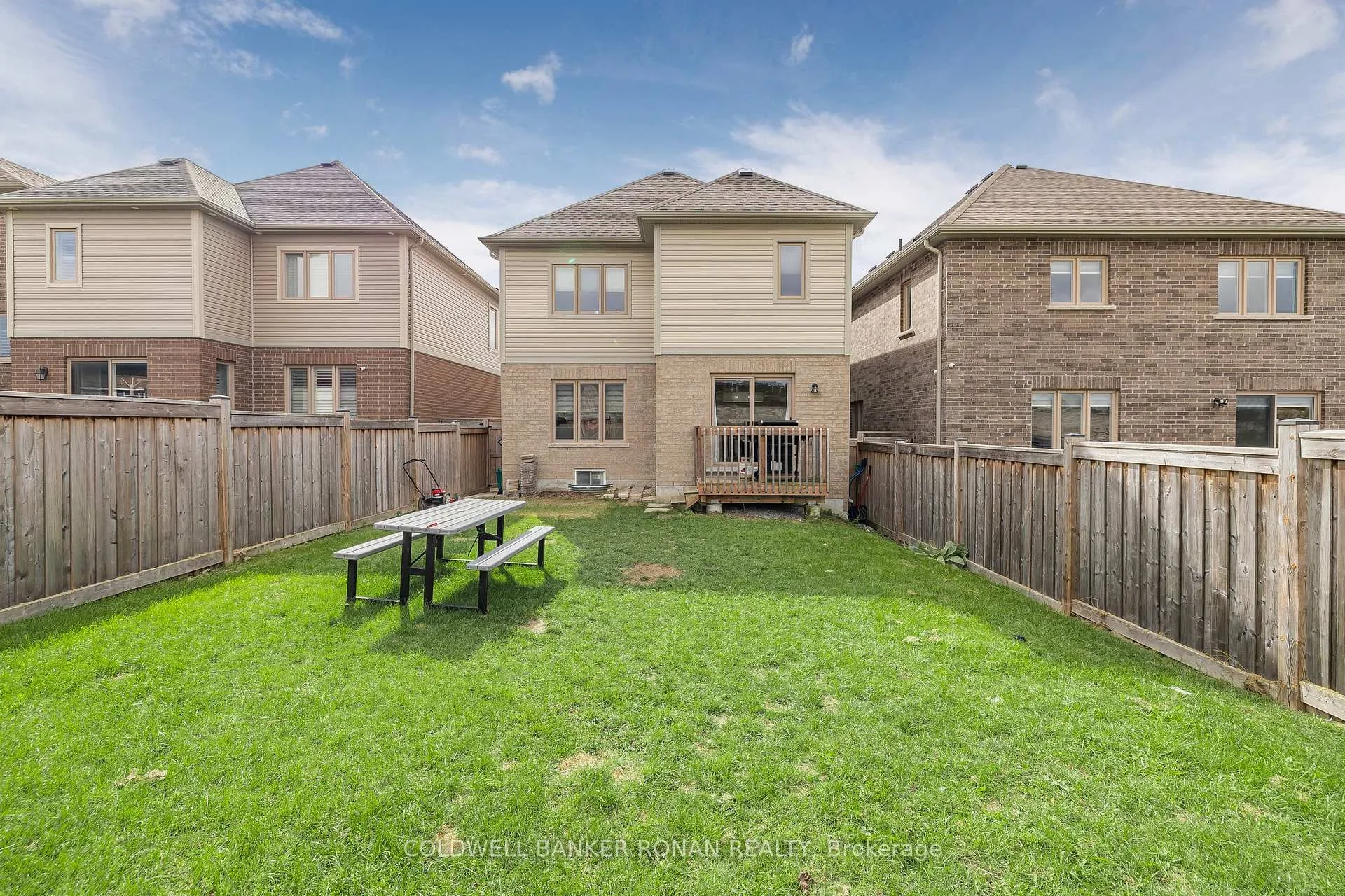 Photo 39 of 93 Sutcliffe Way, New Tecumseth, Alliston — HOMEH