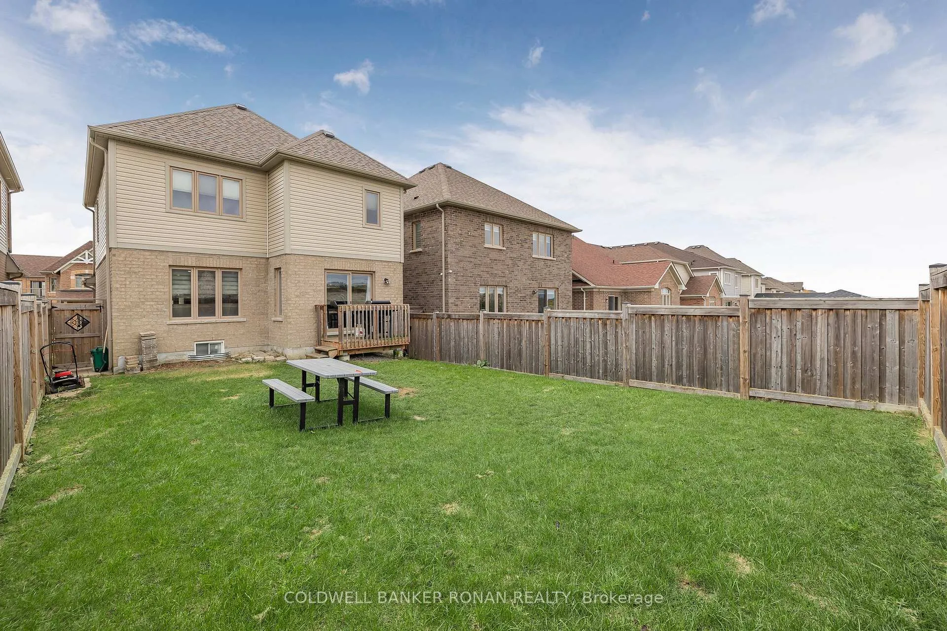 Photo 40 of 93 Sutcliffe Way, New Tecumseth, Alliston — HOMEH