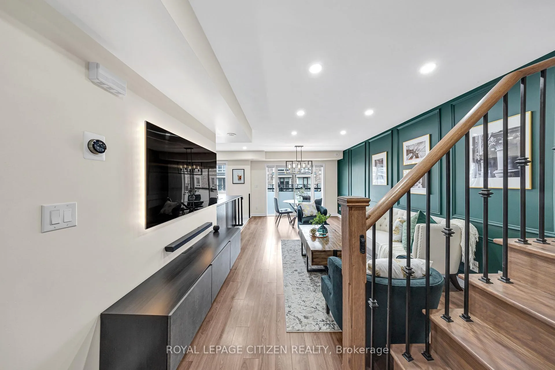 Photo 2 of Unit 911, 2 Blanche Lane, Markham, Cornell — HOMEH